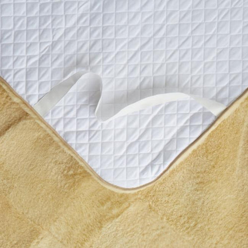 Bed Underlay Sheepskin - The Better Kiwi Co