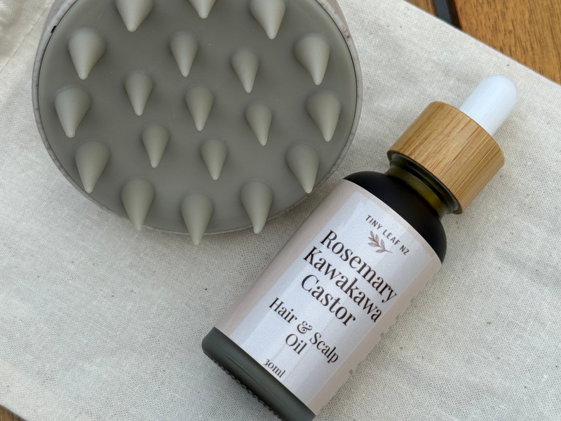 Rosemary Castor + Kawakawa Hair & Scalp Oil with Massage Brush